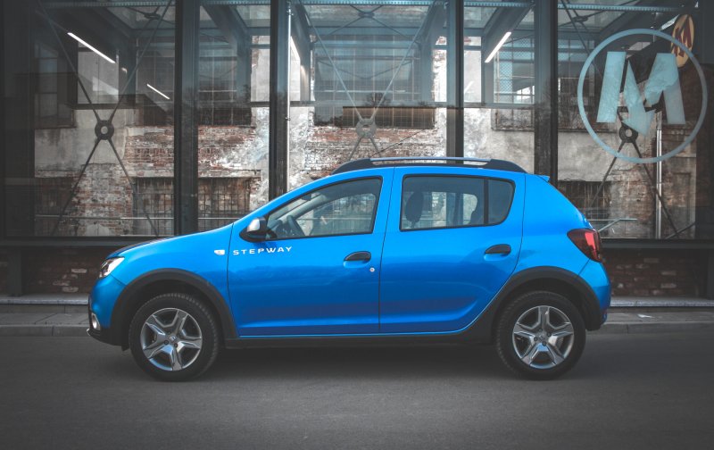 Renault Sandero Stepway 1.6 at, 2016 синий