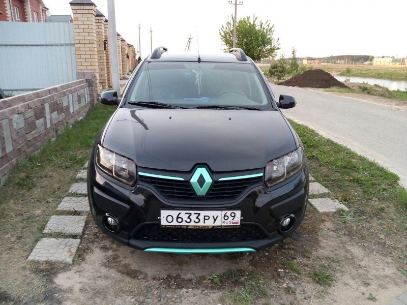 Сандеро степвей 2