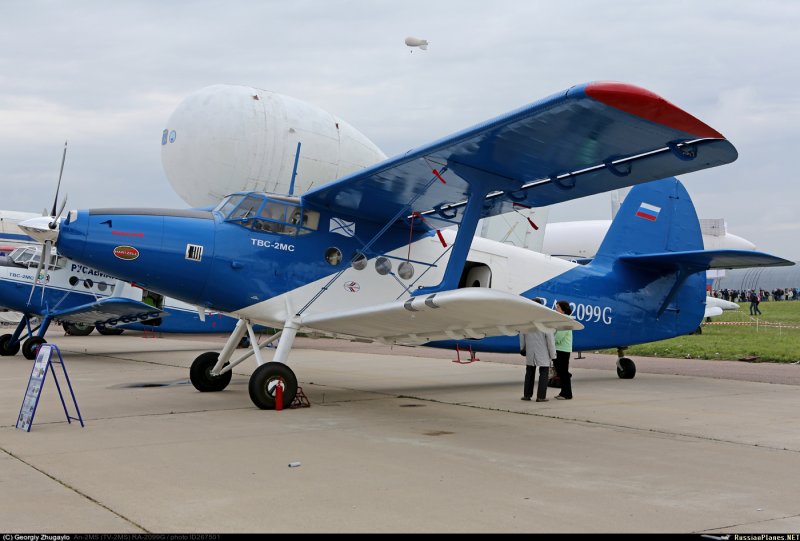 АН-2м самолёт