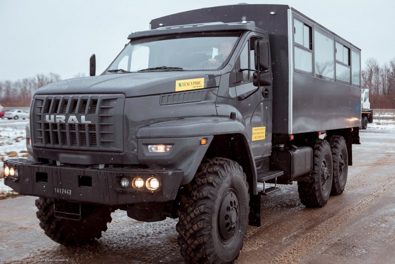 Урал 3255 вахта