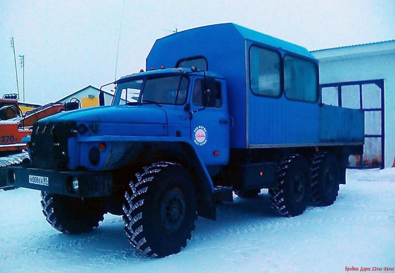 Урал-3255 седельный тягач