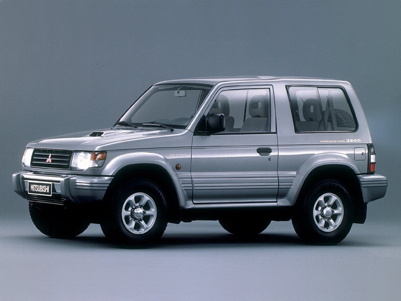 Mitsubishi Pajero 2