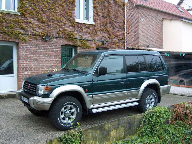 Mitsubishi Pajero 2 1996