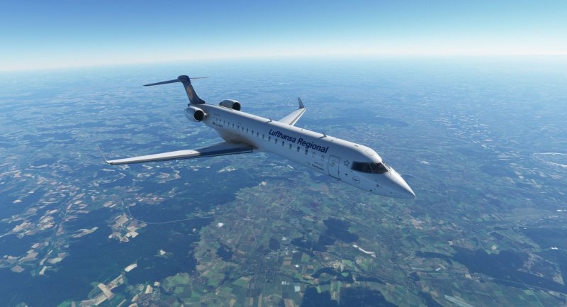 Самолет Митсубиси CRJ 200