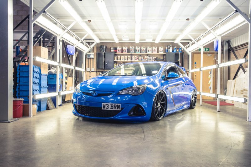 Фотостудия с автотематикой Казань