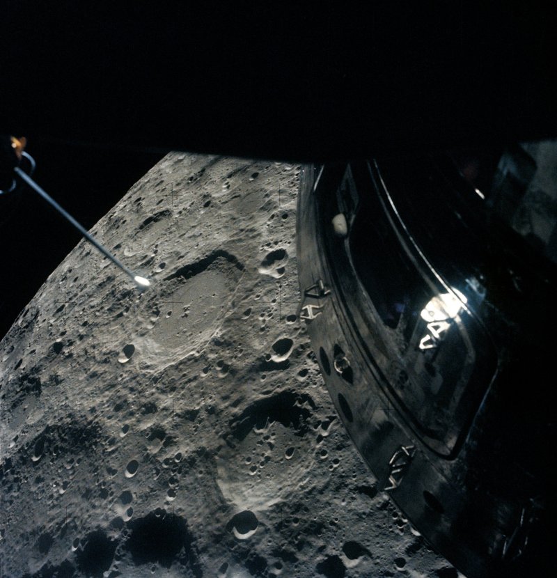Apollo 13 Луна