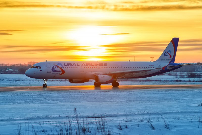 Airbus a320 Уральские авиалинии
