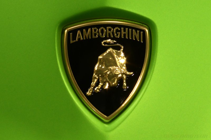Знак Ламборгини авентадор