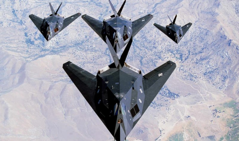 Стелс-бомбардировщик b-21 Raider