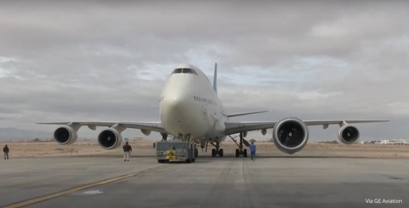 Боинг 747 с ge9x