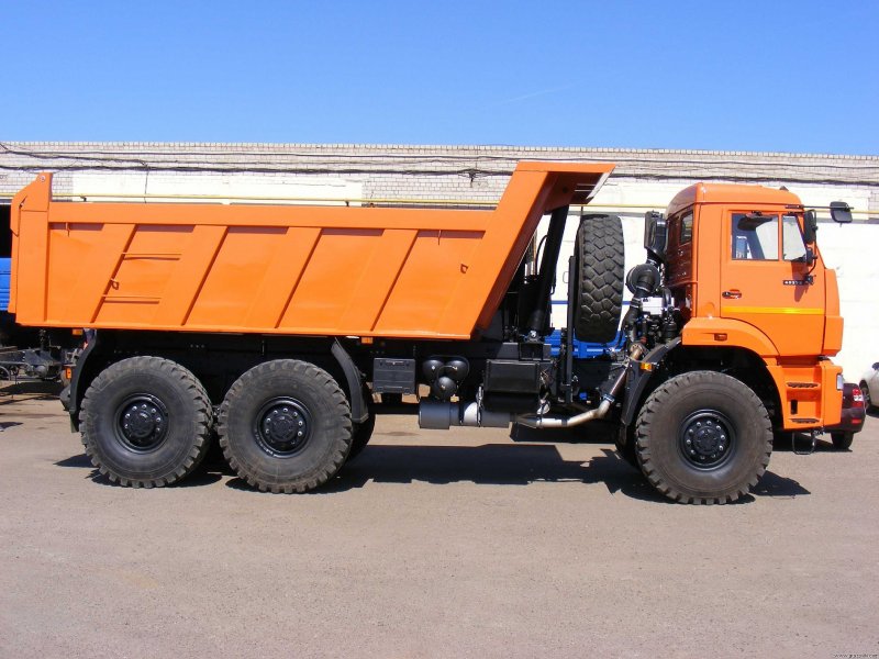 КАМАЗ 65222 самосвал 6х6 вездеход