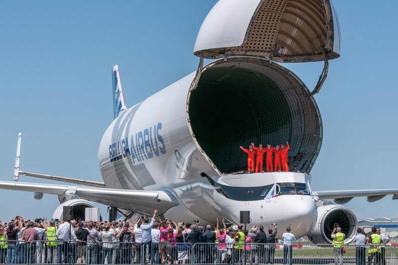 Аэробус Белуга XL кабина