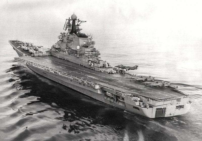 Минск авианесущий крейсер