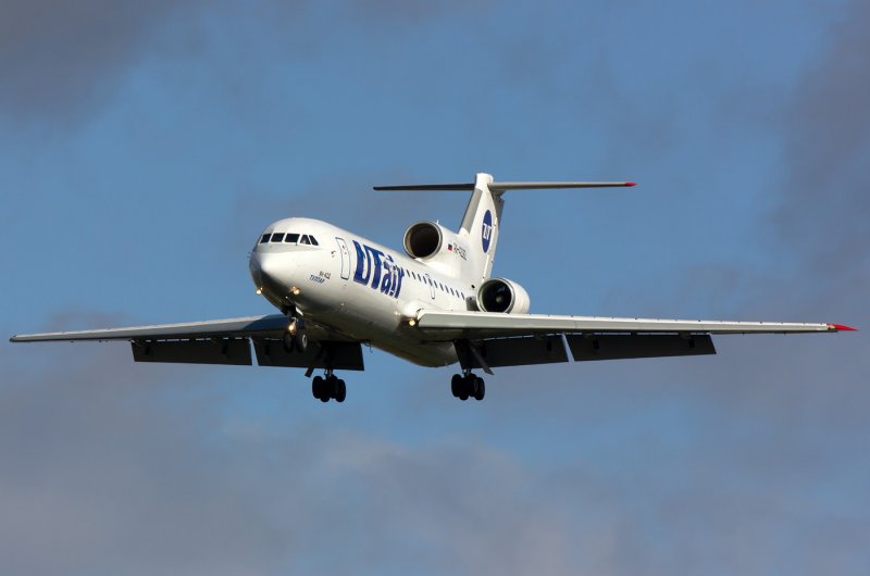 Як 42д
