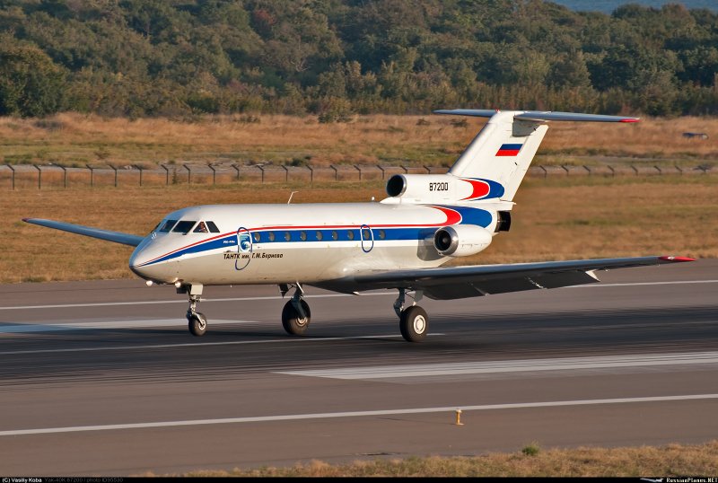 Яковлев як-40