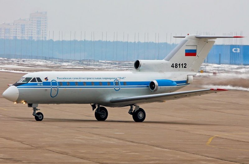 Легкомоторный самолет як12
