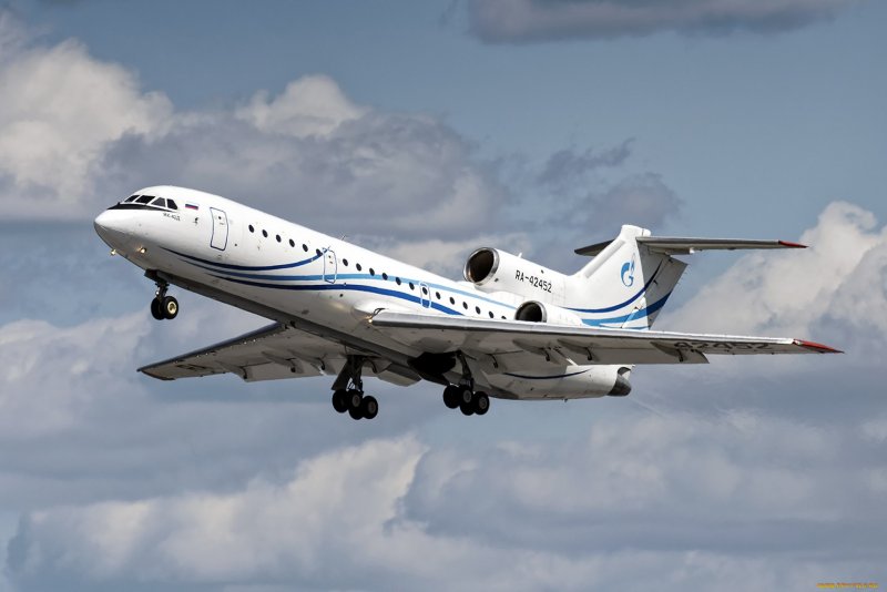 Yakovlev Yak-42d