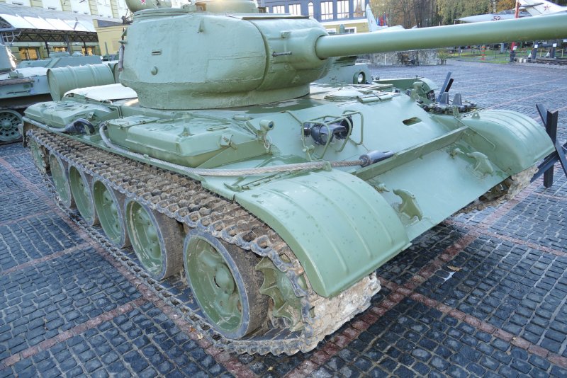 Т 44 85