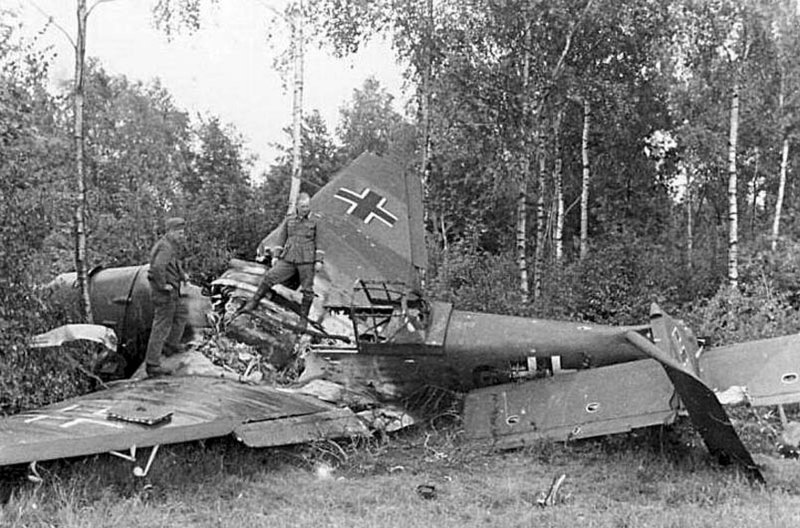 Сбил немецкий бомбардировщик Юнкерс ю-87