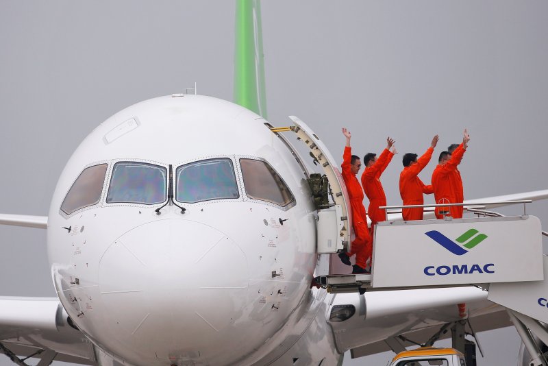 Сборка Китай Comac c919