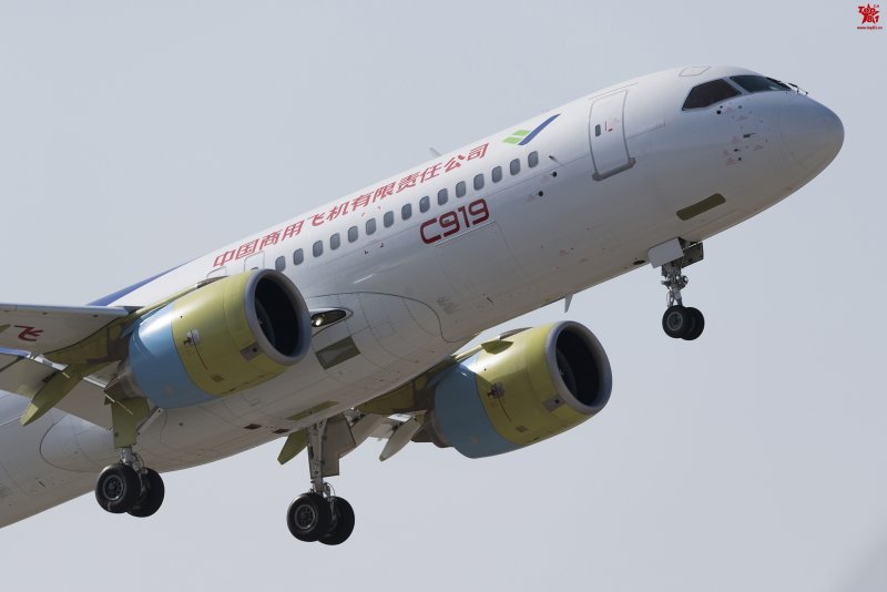 C919 пассажирский самолёт