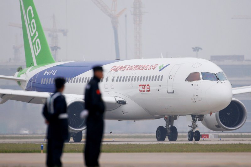 Comac c919 в полёте