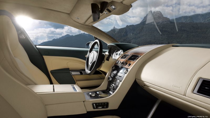 Aston Martin rapide 2010 внутри