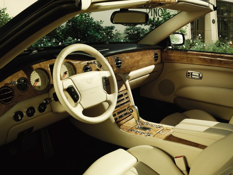 Bentley Azure 2007-х
