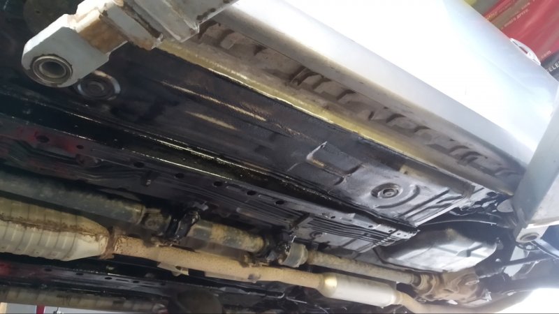 Днище Mitsubishi Outlander 3
