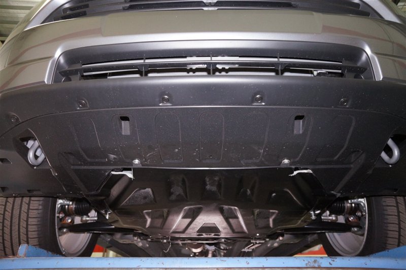 Защита двигателя Mitsubishi Outlander 2,4 2006