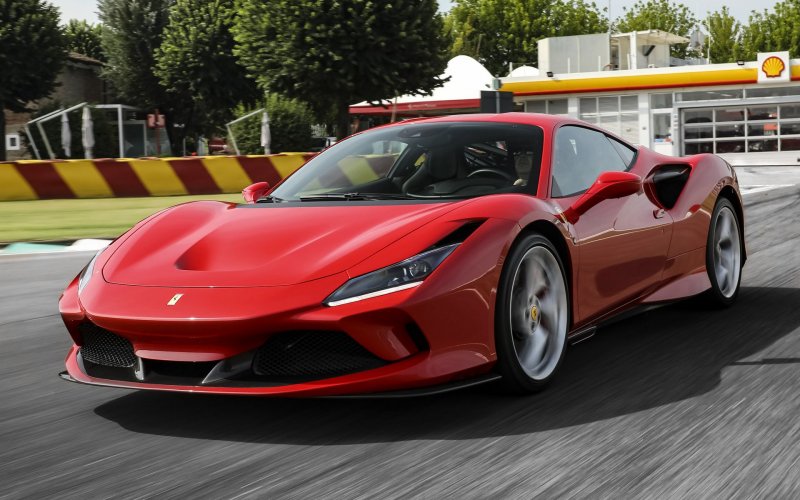 Ferrari 8