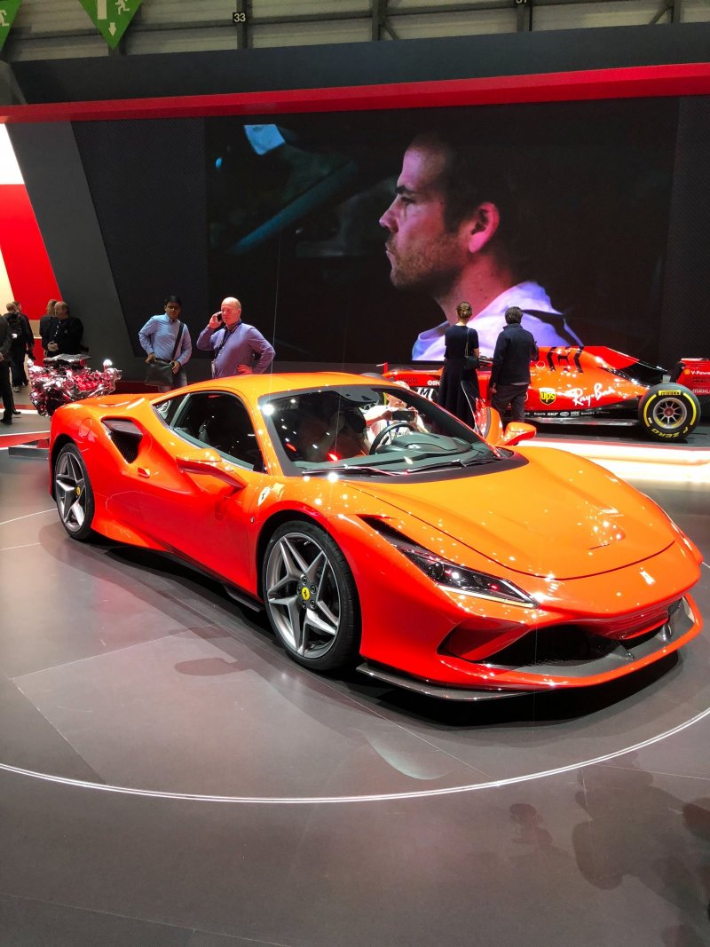 Феррари 2020 f8