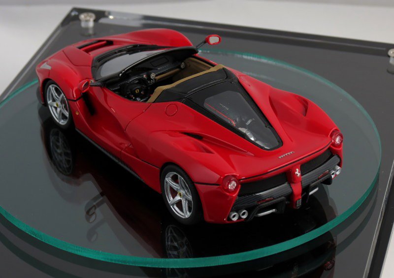 LAFERRARI Spider