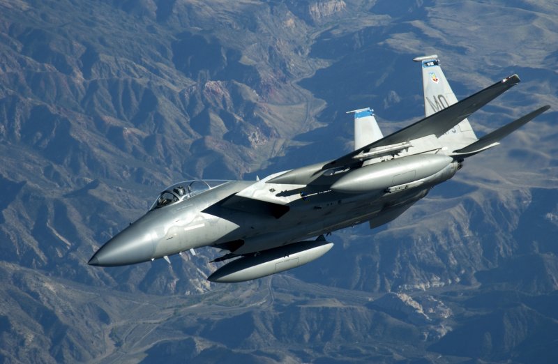 F 15 истребитель