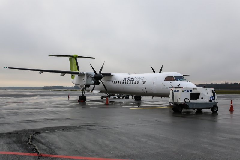 Бомбардье Дэш 8 q400