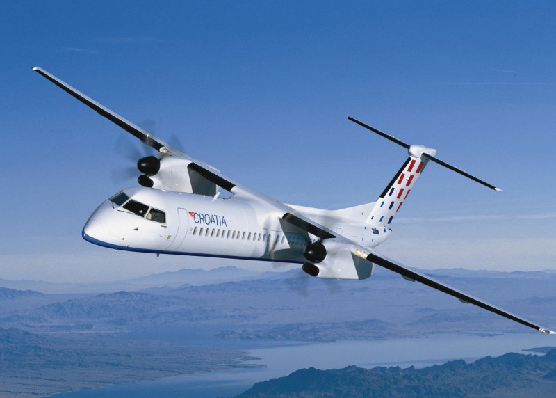 Bombardier Dash 8 q400 салон