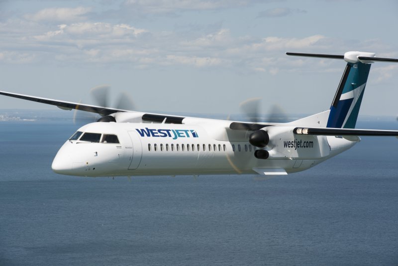 Bombardier Dash 8 q400 салон