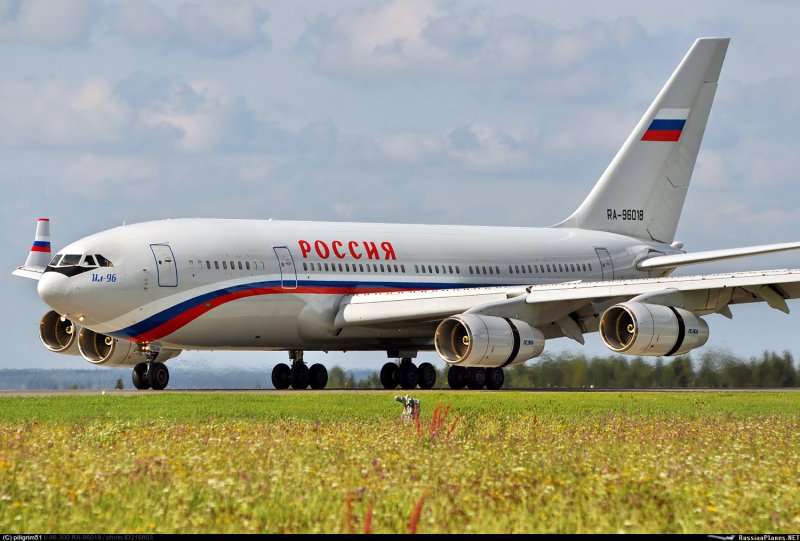 Ил 96