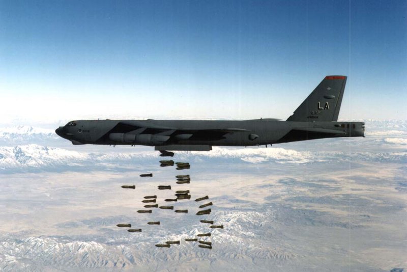 B52 размах крыла