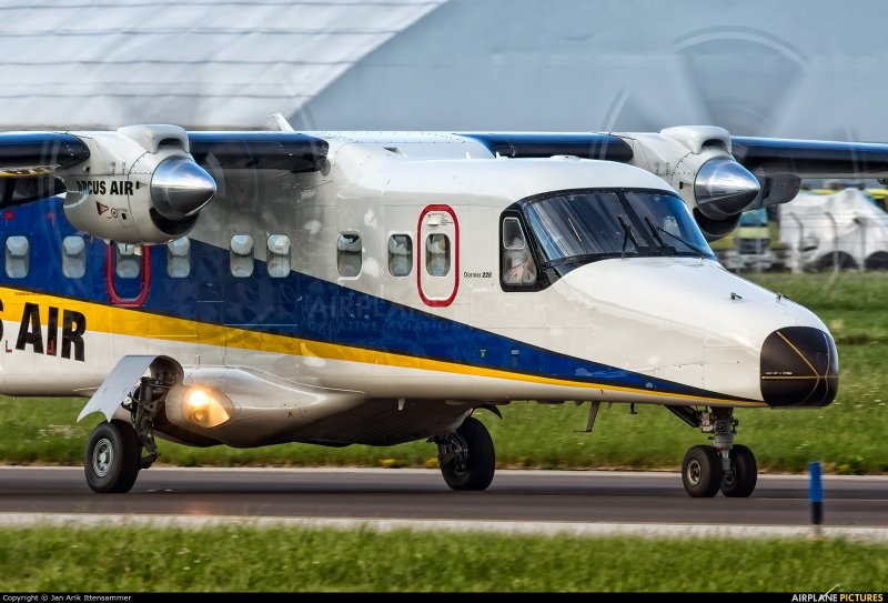 Самолет Дорнье 228 100