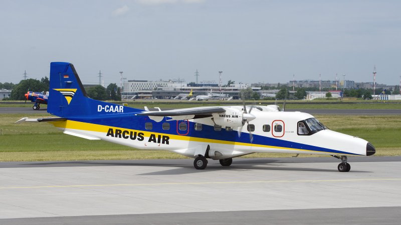 Do-228 самолет