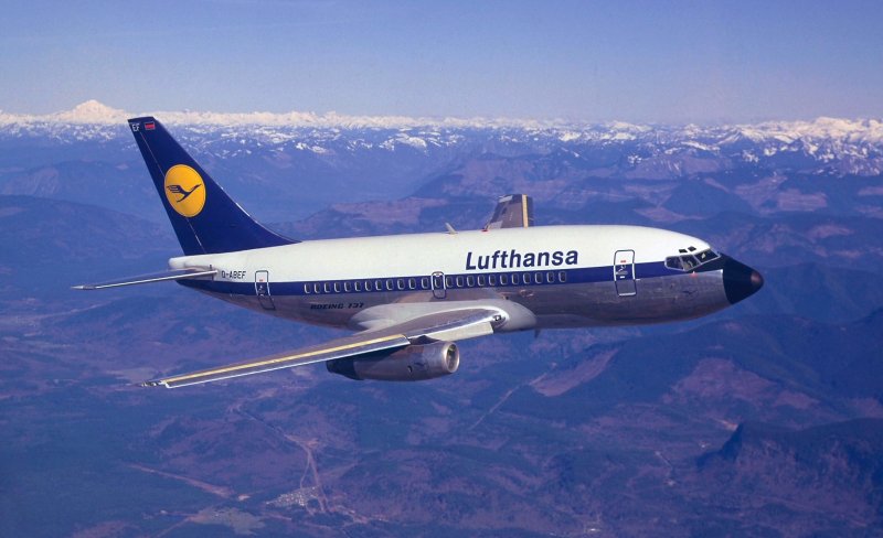 Боинг 737 Люфтганза