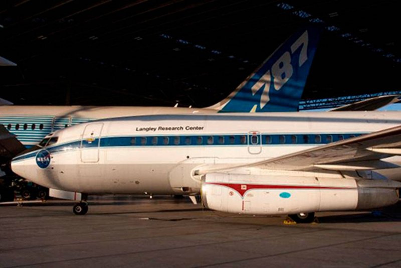 Boeing 737-100/200