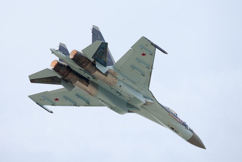 Истребитель Су-41