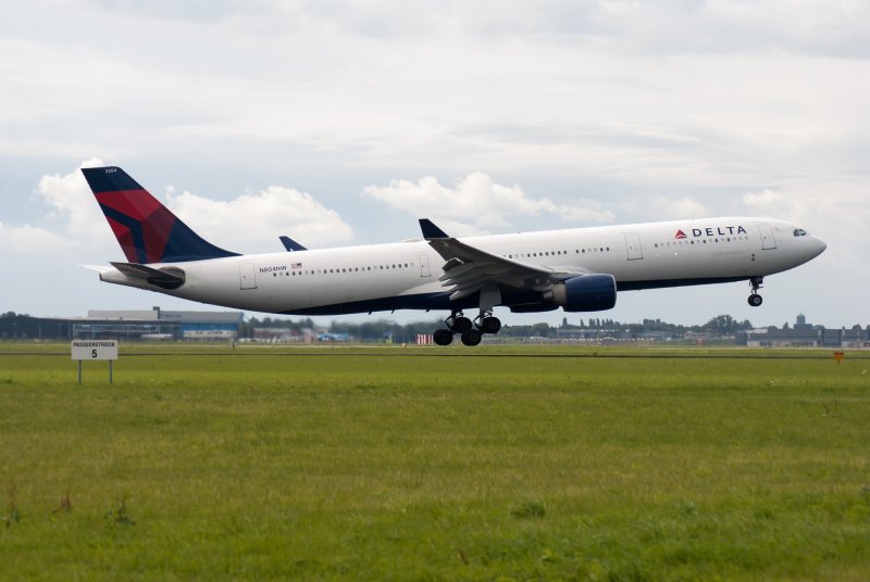 Макдональд Дуглас DC 8