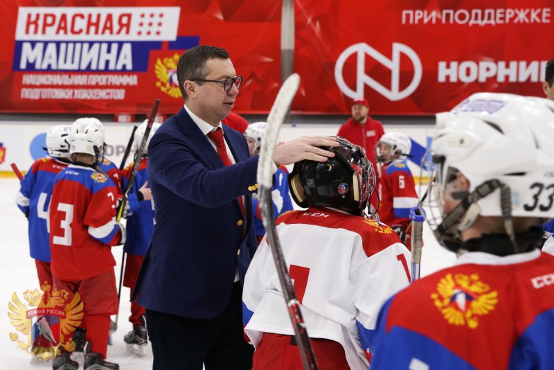 Победу одержала красная машина