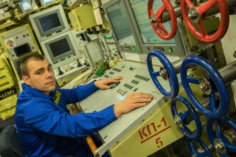 Центральный пост управления подводной лодки 636.3