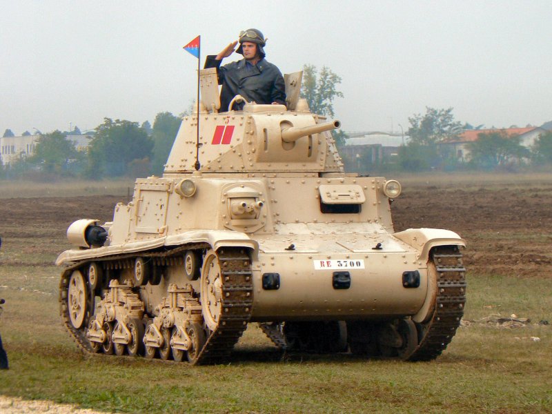 Итальянский танк m15/42