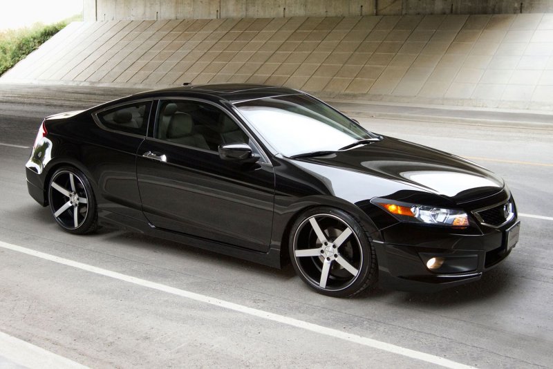 Honda Accord черная