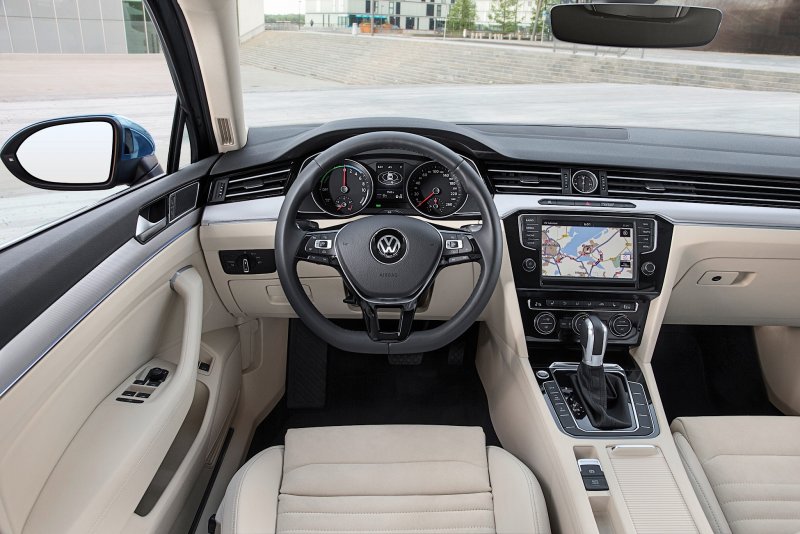 VW Passat b8 универсал
